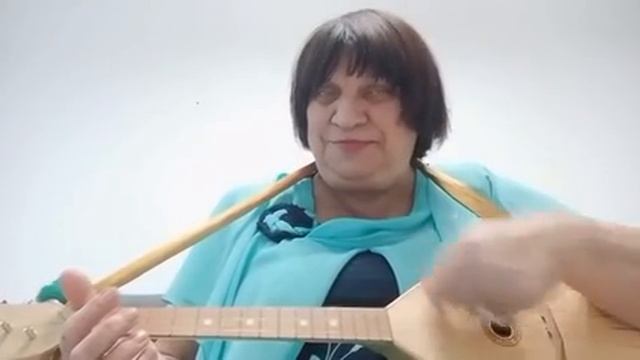 Новогодние частушки - автор слов Ермак Жучков, муз. и исполнение Елены Дахкурьян