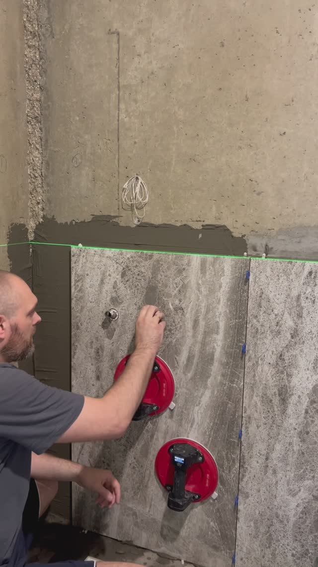 Керамогранит 1200х600 на неровную стену, установка смесителя в уровень и сразу под плитку смотреть онлайн