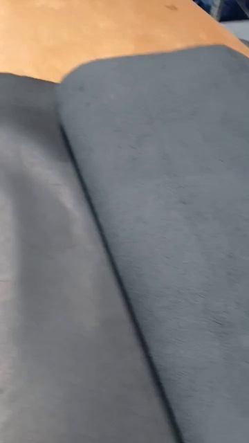 Вороток тонкий черный