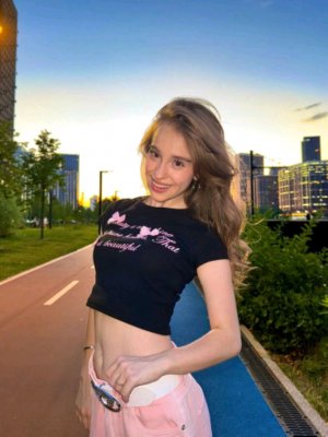 просто ем соломки