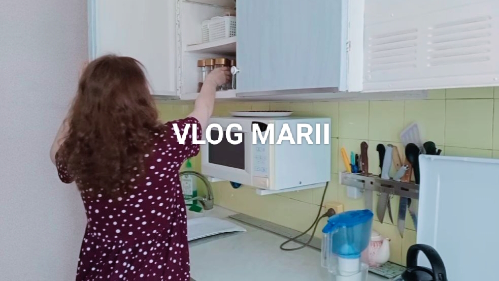 КАК Я ПРОВОЖАЛА МАСЛЕНИЦУ БЛИНЧИКИ С ТВОРОГОМ И ВАРЕНИКИ С КАРТОШКОЙ. СНЕЖНАЯ СКАЗКА! ЖИЗНЬ В МОСКВЕ смотреть онлайн