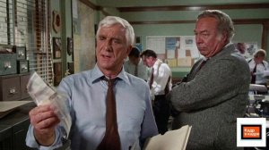 Голый пистолет (The Naked Gun: From the Files of Police Squad!). Комедия, детектив, криминал. Обзор