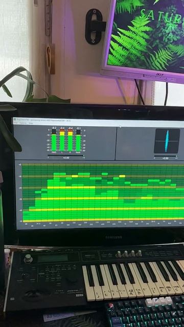 Сингл «время покажет» 14.11. На всех цифровых платформах. Mc: NewQuantum Beats: BloodMasta Cut DLK