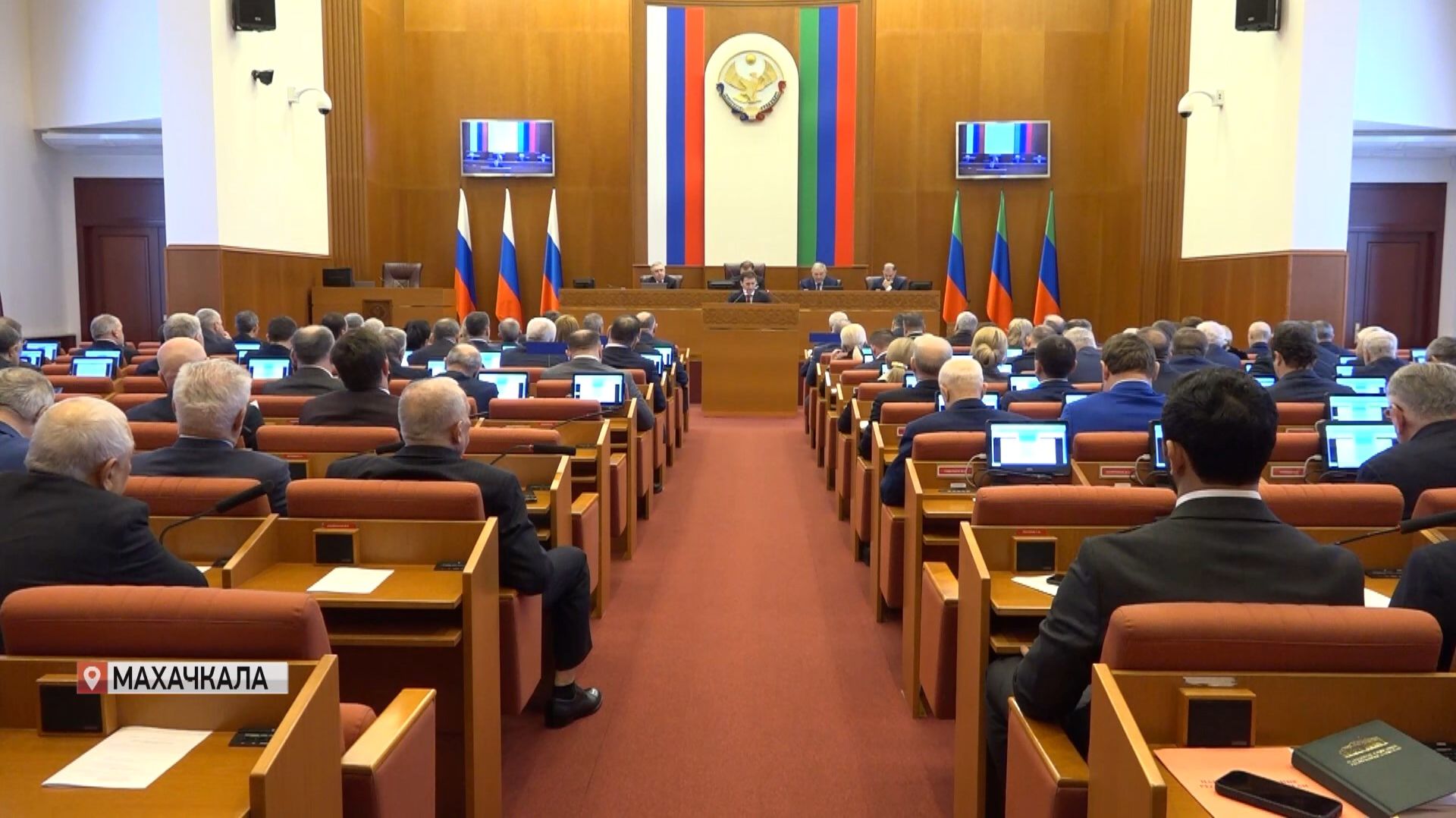 Правительство Дагестана поможет получить профессию 9-классникам, которые не прошли аттестацию смотреть онлайн