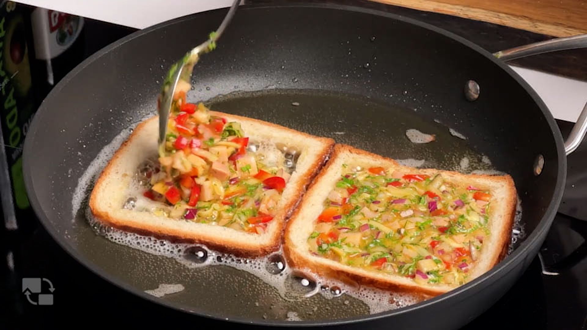 Бюджетно и безумно вкусно! НЕДОРОГИЕ ГОРЯЧИЕ БУТЕРБРОДЫ и сосиски! Готовлю почти КАЖДЫЙ ДЕНЬ! смотреть онлайн