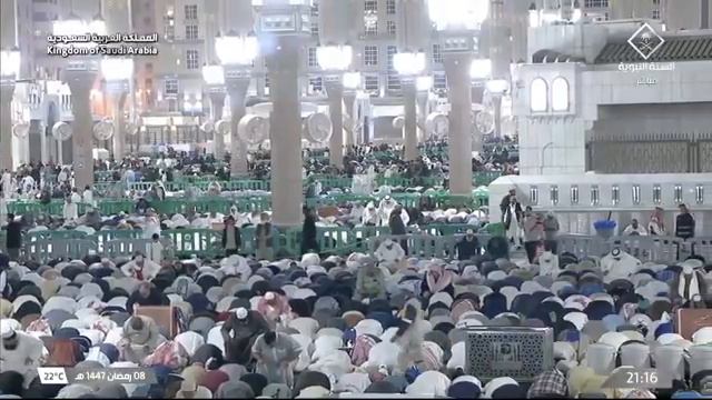 Намаз аль-иша и таравих из Мечети Пророка в Медине, 8 Рамадана 1447 года по хиджре.