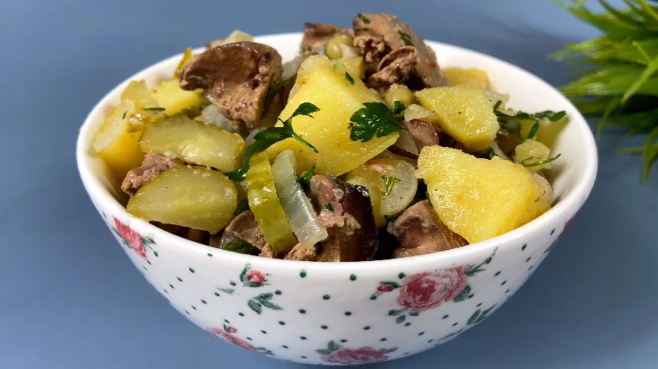 Салат "ПОПРОШАЙКА"! Все кто ПРОБУЕТ, добавки просят ОБЯЗАТЕЛЬНО! Вкусно и просто! смотреть онлайн