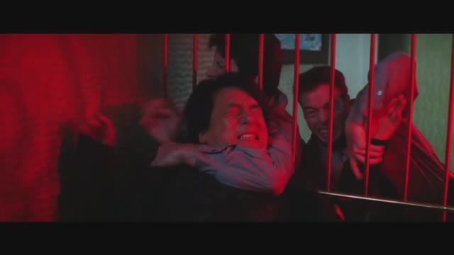 Час Пик 2: Ли в тяжёлой ситуации