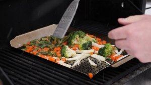 Морепродукты с овощами в сливочном соусе том-ям на газовом гриле PrimeLiner