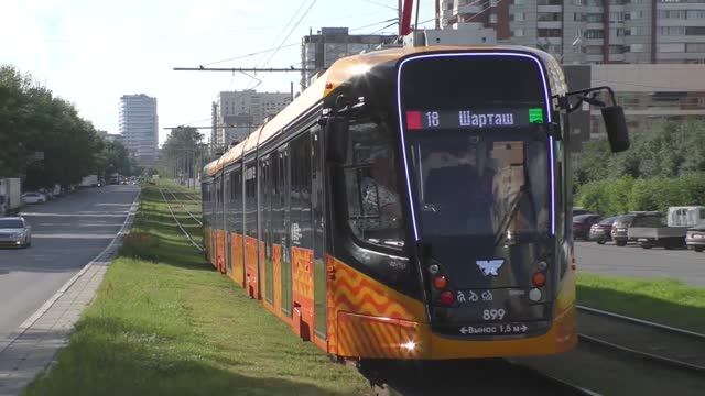 Первый пятисекционный трамвай в России! 71-665-02 «Арктур» .