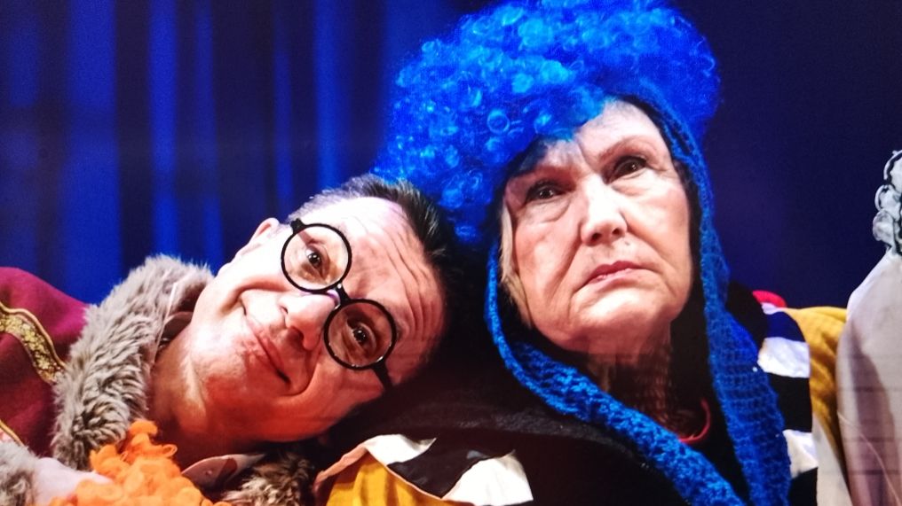 Рубрика «МОЙ ТЕАТРАЛЬНЫЙ АРХИВ №79» Сцены из спектакля «Праздник непослушания» январь 2026