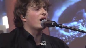 Бонд с кнопкой - Кухни LIVE Авторадио