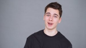 Петр Натаров