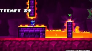 Играем в геометри деш через какое-то время фнаф😱