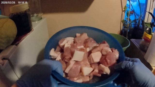 Шаг 1. Подготовка мяса для домашней колбасы.