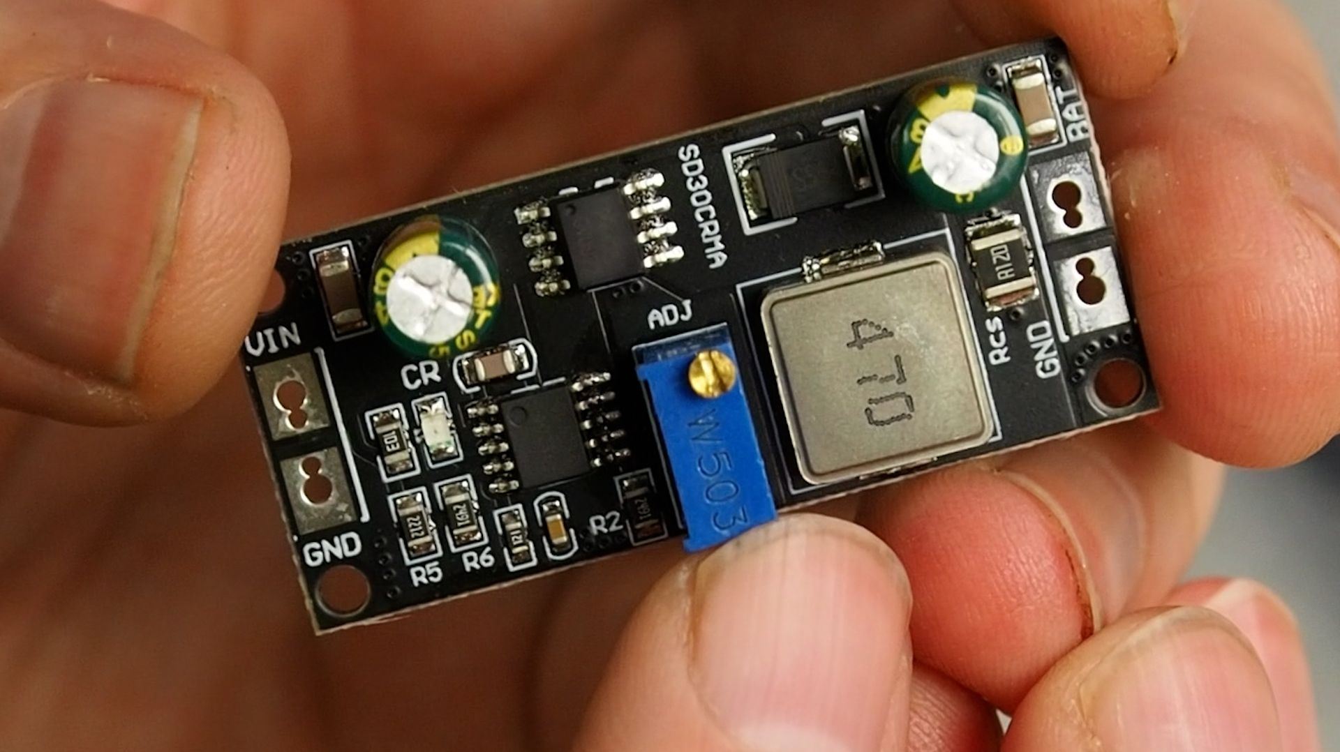 CN3795 - Солнечная MPPT зарядка для всего. SD30CRMA смотреть онлайн