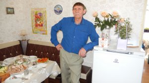 Доброе утро. Вы еще такого не видели. Мой любимый, печет хлеб. Рецепт белого хлеба на закваске..