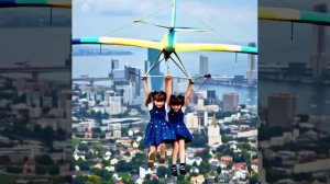 На дельтаплане над городом