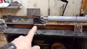 ИНЕРЦИОННО-ГИДРАВЛИЧЕСКИЙ ДРОВОКОЛ С АВТОМОБИЛЬНЫМ СЦЕПЛЕНИЕМ И КПП