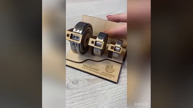 Вечный календарь на подшипниках с визитницей и вашим лого