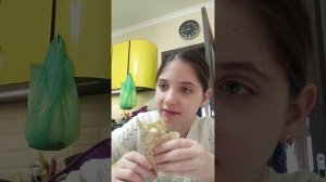 поедание шаурмы🌯🌯🌯