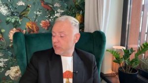 В Париже новая принцесса: Димосик вставные зубы. У Серёжи и Андрюши случился жим-жим.