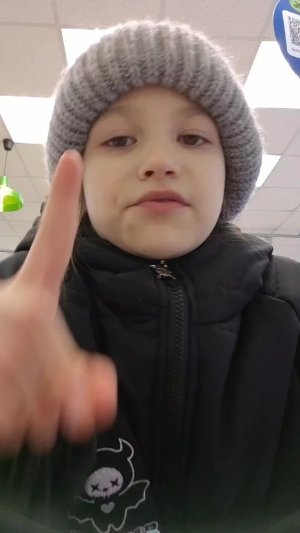 ем вкусняшки