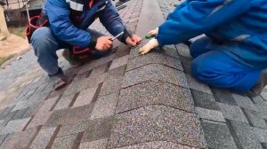 МЯГКАЯ КРОВЛЯ ОГРОМНОЙ КРЫШИ. КРЫЛЬЦО НА МЕТАЛЛИЧЕСКИХ СТОЛБАХ