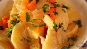 СЕЛЬДЕРЕЙ, ТУШЕННЫЙ С АПЕЛЬСИНОМ