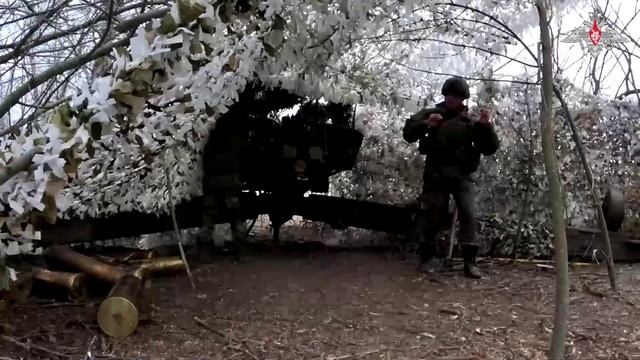 Боевая работа расчета гаубицы «Мста-Б» группировки войск «Центр». Днепропетровское направление. смотреть онлайн