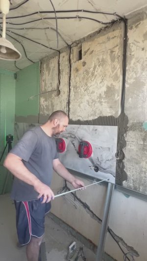 Фартук из Керамогранита 1200х600 на неровные стены, без штукатурки