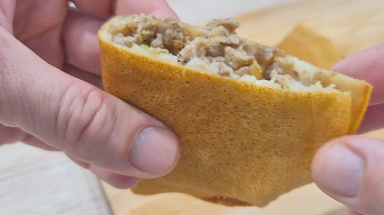 Готовлю детям вместо беляшей! Съедают мгновенно, даже остыть не успевают! смотреть онлайн