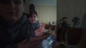 если на етом видимо набирьот 100 лаекоф я ем 2 солфетки