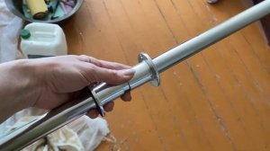 Katenka's life/Ремонт в убитой хрущевке. Клею обои. Крашу дверь.