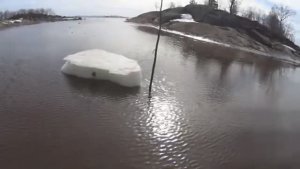 В СЕТЬ ЗАПУТАЛСЯ АЙСБЕРГ,ВМЕСТЕ С СИГАМИ И КАМБАЛОЙ! ЭКСТРЕМАЛЬНАЯ СИГОВАЯ РЫБАЛКА ВО ЛЬДАХ АРКТИКИ!