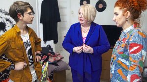 ДИРЕКТОР ШКОЛЫ ПРИШЛА ДОМОЙ К ГРИФЕРУ В РЕАЛЬНОЙ ЖИЗНИ ИЗ-ЗА МАЙНКРАФТ!