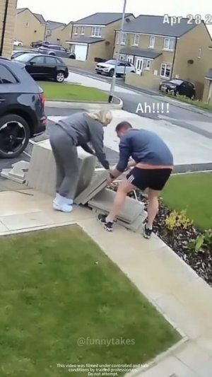 She was just trying to help 😭😂 #funny #fails #couple #funnyvideos #usa