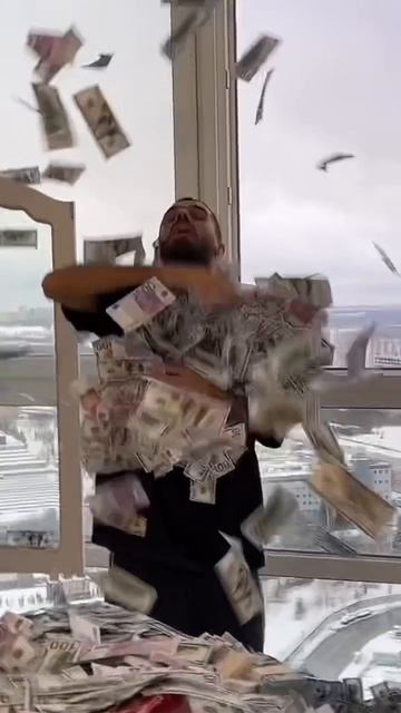 Кому деньги?!