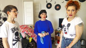 УЧИТЕЛЬНИЦА ПРИШЛА К ГРИФЕРУ ДОМОЙ В РЕАЛЬНОЙ ЖИЗНИ ИЗ-ЗА МАЙНКРАФТ!