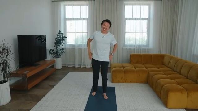 ТОП-10 упражнений ДЛЯ ВСЕХ СУСТАВОВ, которые сделает КАЖДЫЙ! #докторЖимба смотреть онлайн