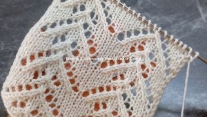 ИНТЕРЕСНЫЙ АЖУРНЫЙ УЗОР С ЛИСТОЧКАМИ - ВЯЖЕМ ВМЕСТЕ ПО СХЕМЕ