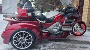 Видеообзор Honda Goldwing 1800 2010