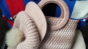 МК Сумочки с круглыми ручками корневым плетением, координаты в описании под видео