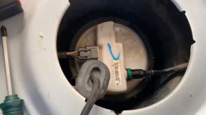 Замена бензонасоса Лада хрей кросс