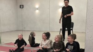 Хватаем внимательность, настраиваемся на урок с Никитой Александровичем