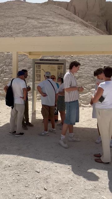 Вход в гробницу Тутанхамона. Tomb KV 62