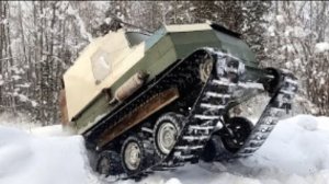 Гусеничный вездеход. Испытания в глубоком снегу