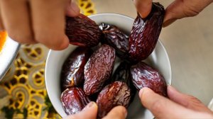 Популярность фиников в Азербайджане выросла в десятки раз с началом Рамазана