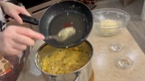 Постные чебуреки. Можно готовить с любой постной начинкой.