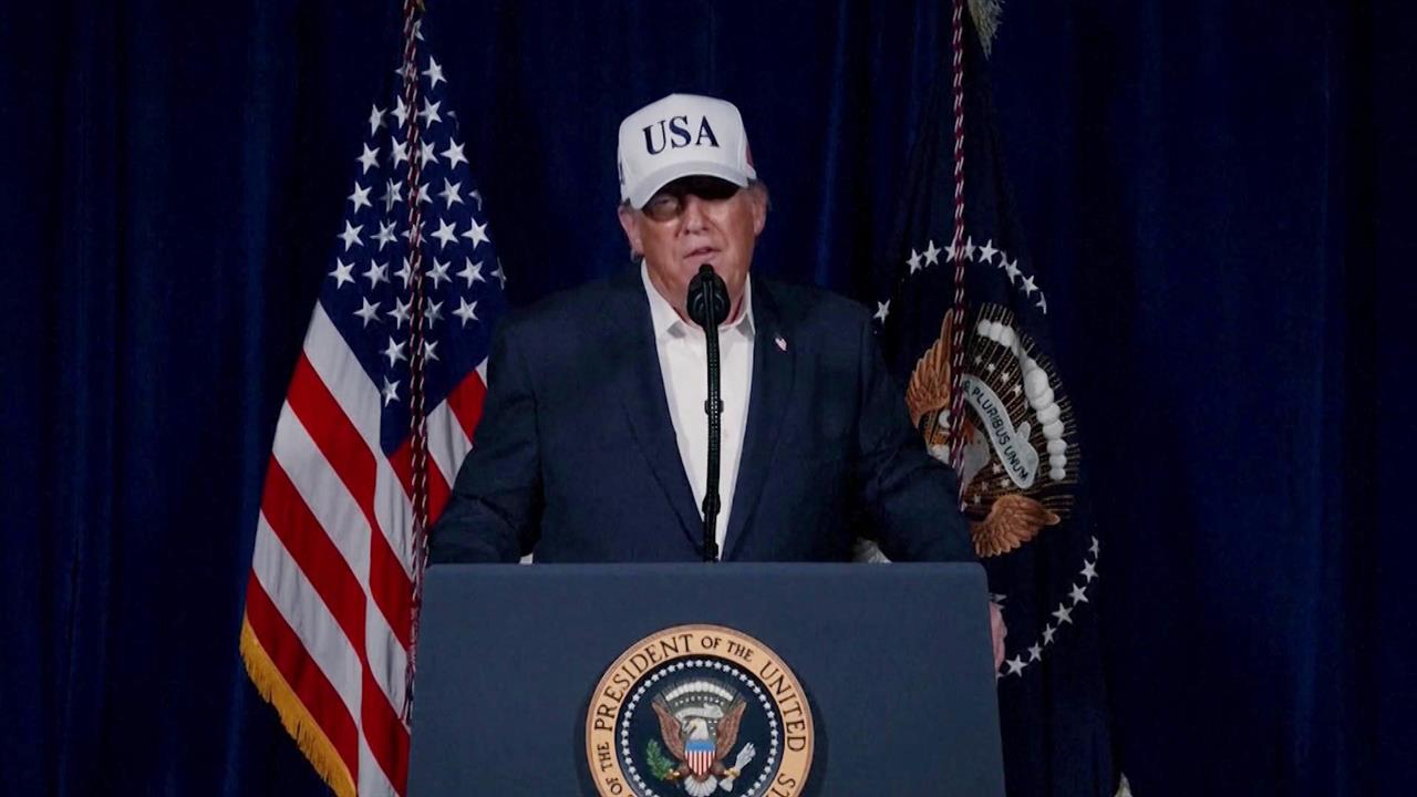 Дональд Трамп выступил с заявлением сразу после первых ударов по Ирану. смотреть онлайн